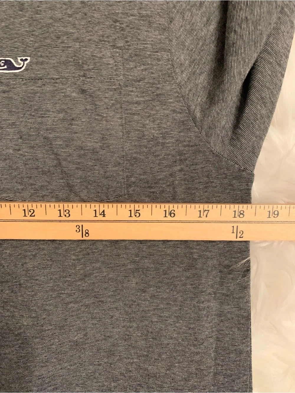 Vineyard Vines Teens XL Edgartown T-Shirt Long Sleeve Hooded Chest Pocket Whale